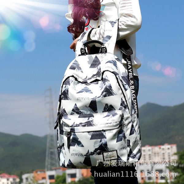 

2019 new canvas schoolbag middle school students travel leisure backpack