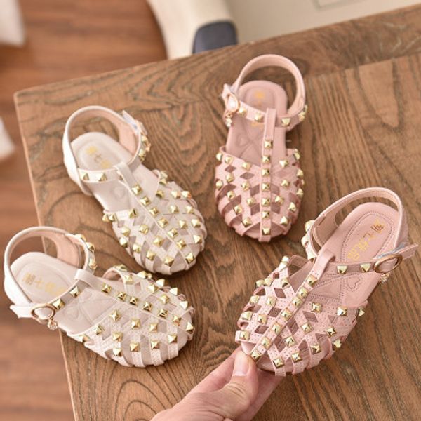 

children round head fashion weaving hollow shoes kids soft bottom flats sandals summer girls retro solid color sandals, Black;red