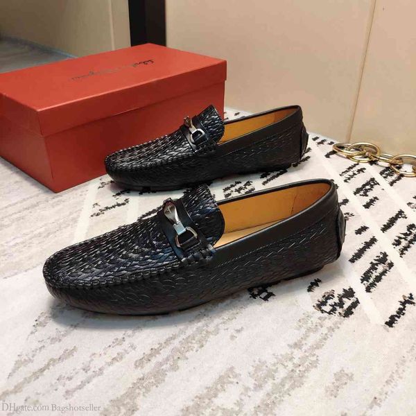 

2019 classic shoes fisherman knitted star bee embroidery leather flat wan1, Black;red