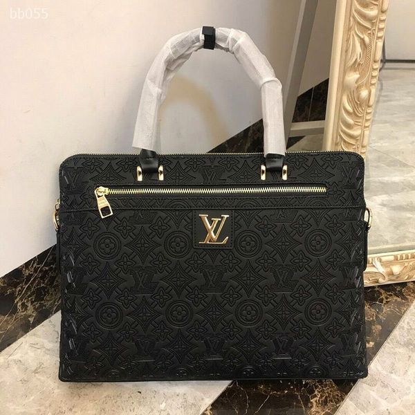 

2019 new small europe and america shoulder messenger bag soft leather small square bag wild mini chic chain bag