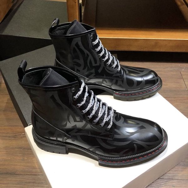 

2019 new platform booties designer half high boots australia leather fashion men black genuine leather half boots flat bottom