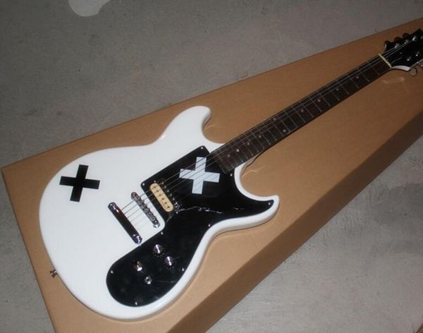 

sg электрогитара черно-белый x шаблон белый корпус, может быть оснащен чехол для гитары, бесплатная доставка