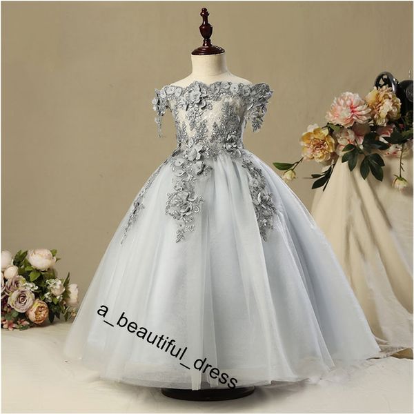 Graue Perlendekoration Langes Blumenmädchenkleid Neues Mädchen Ballkleid Festzug Hochzeit Party Austauschkleid Ball Schönheit Sexy Schulterkleid FG1272