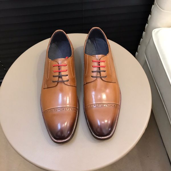 

Мужская обувь New Style Style Designer / Ажурные украшения / Телячья кожа / Полный код / ​​Мно