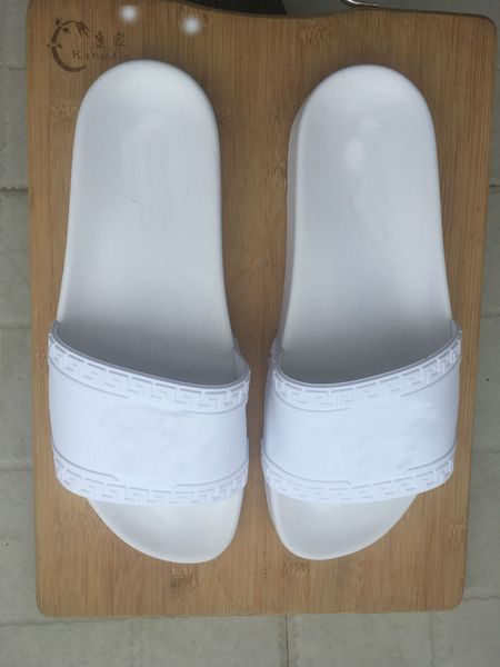 

2019 Designer slipper white black red blue rubber snake head rubber Men women Luxury sandals designer print Soft with box men slipper