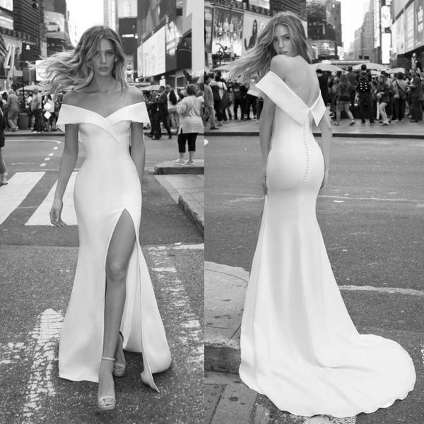 

2019 простой русалка атласные свадебные платья с плеча сторона сплит пляж свадебное платье свадебные платья свадебные платья vestidos de nno, White