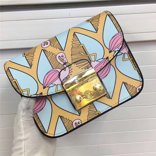 

new ladies fashion leather printing messenger bag pink moltres graffiti shoulder bag cute young girl small square bag