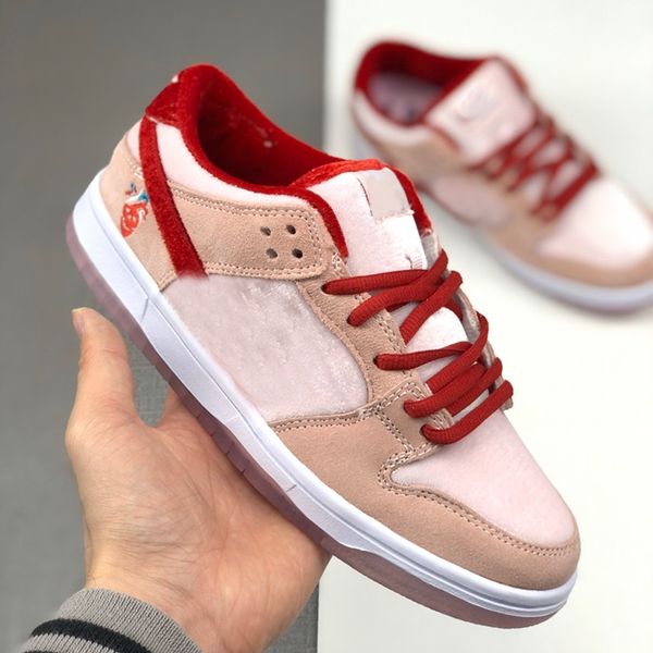 

new designer sb dunk strangelove velvet sneakers men women low valentine day white pink trainers running shoes des chaussures schuhe