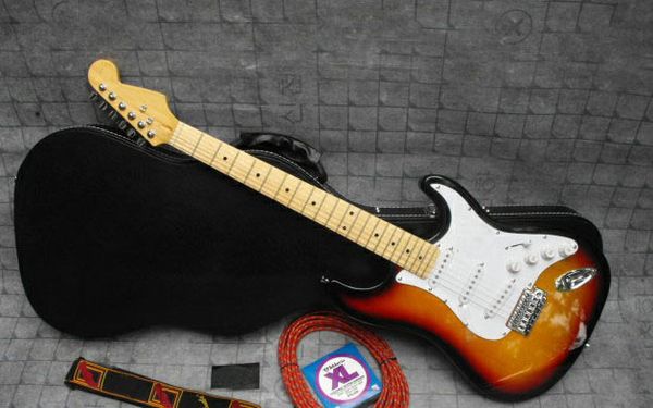 

stratocaster 011-0402 sunset цвета твердого тела бесплатная доставка