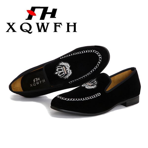 

men velvet loafers casual big size slip-on shoes promotion europe style embroidered black slippers driving moccasins