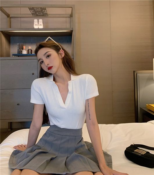 

2020 women's deep v-neck sleeve slim coat navel women 2020 women's deep v-neck short sleeve slim coat t-shirt short navel t-shirt, White