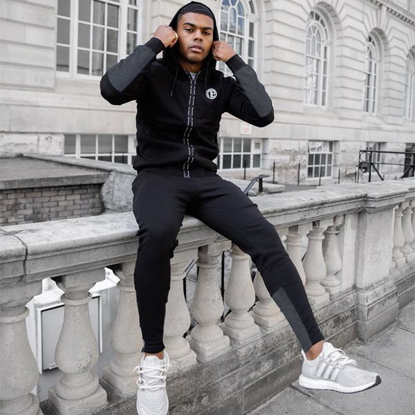 

winter sport wear for men 2pcs gym hoodie silm leggings foot-zippper training suit men running set long sleeve joggings suit, Black;blue