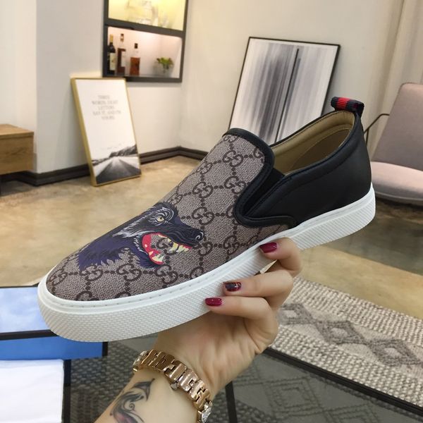 

2020 new df8 mz6 high-quality men's casual sports shoes leather shoes, fashionable wild flat shoes, box number 38-45