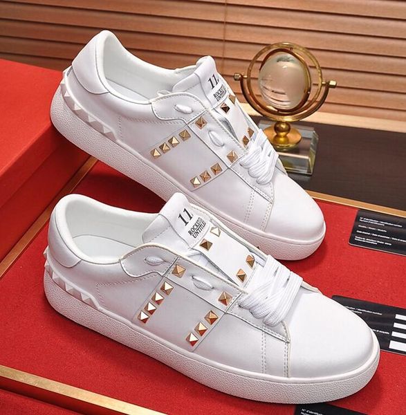 

women's high-end leather casual shoes 2019 new men's studs lace up round head white running shoes sneakers with shoe box, Black