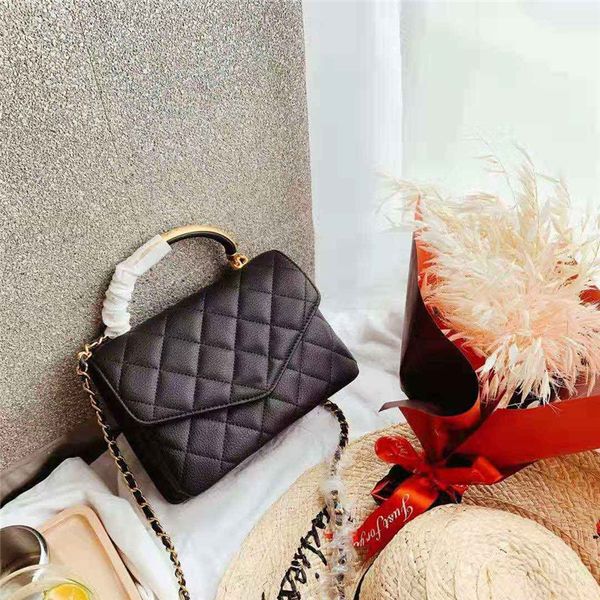 

2019 brand fashion luxury designer bags fashion versatile chain bag simple and elegant postman bag tote bags