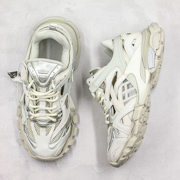 

paris triple s track.4 running shoes flashy luxury casual shoes black white fashion designer mens women casual sneakers with box