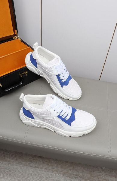 

2020 new men's shoes high grade lace small white shoes all season wild fashion rivet spring and autumn men's shoes, Black;red