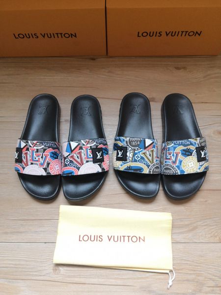 

2020 designer design casual men and women flat sandals. simple, comfortable and stylish, lightweight, Black