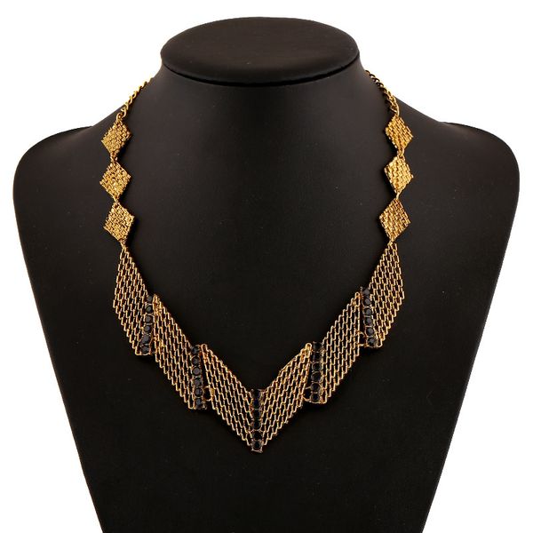 

lzhlq geometric metal necklaces vintage hollow rhinestone necklace women fashion alloy sweater chains clavicle jewelry statement, Silver