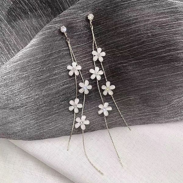 

2019 korean trendy acrylic white flower tassel long dangle drop earrings for women geometric earrings women party gift 5a3026, Silver
