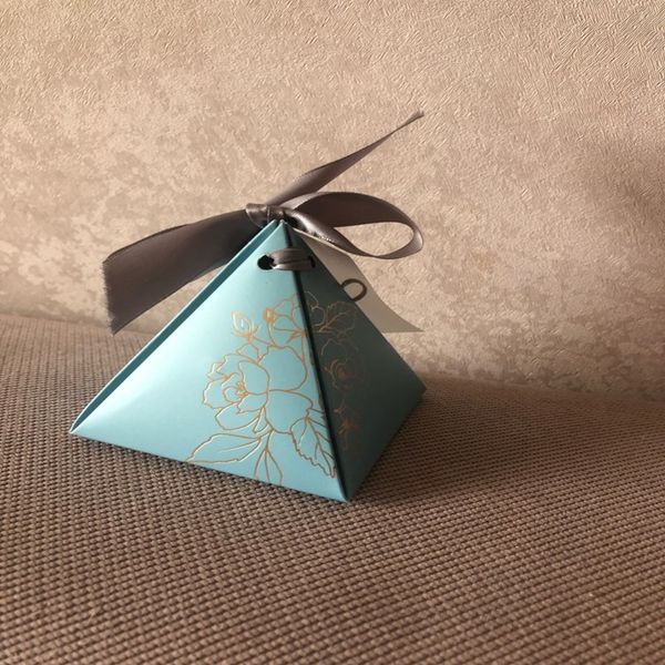 

new triangular pyramid candy box wedding favors and gifts boxes bags for guests wedding decoration baby shower party supplies