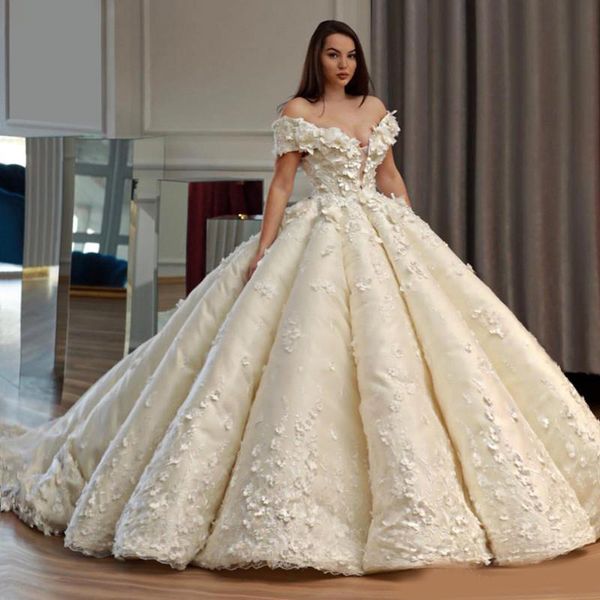 

customized v-neck ball gown wedding dresses with appliques flower lace vestido de noiva off the shoulder wedding gowns 2020, White