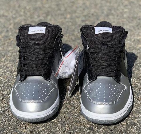 

sup sb dunk low pro qs mens womens designer running shoes black silver red dark blue gold sports trainers sneakers des chaussures zapatos 01