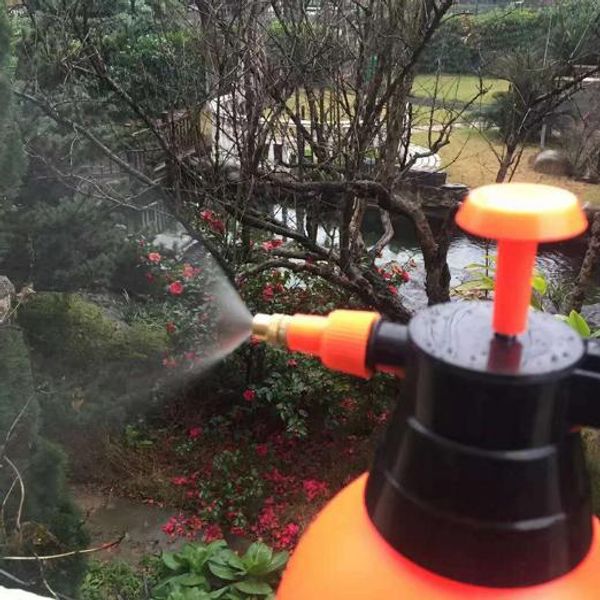 

2l orange red air pressure sprinkling can clear plastic watering kettle garden tools sprinklers for disinfectant 200327