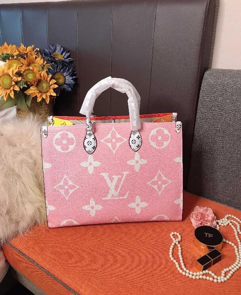 

2018 women favorite mini pochette bag accessories crossbody bag vintag shoulder bags oxidizing leather purses multi color straps