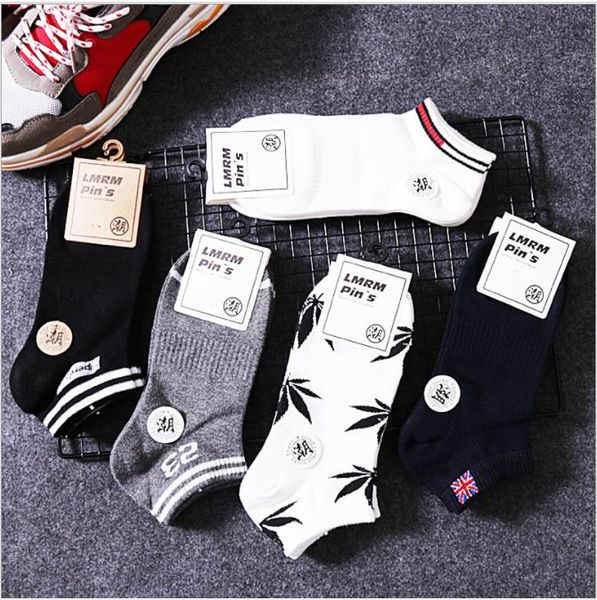 

street tide socks maple leaf men and women sports cotton short socks boat socks, Black