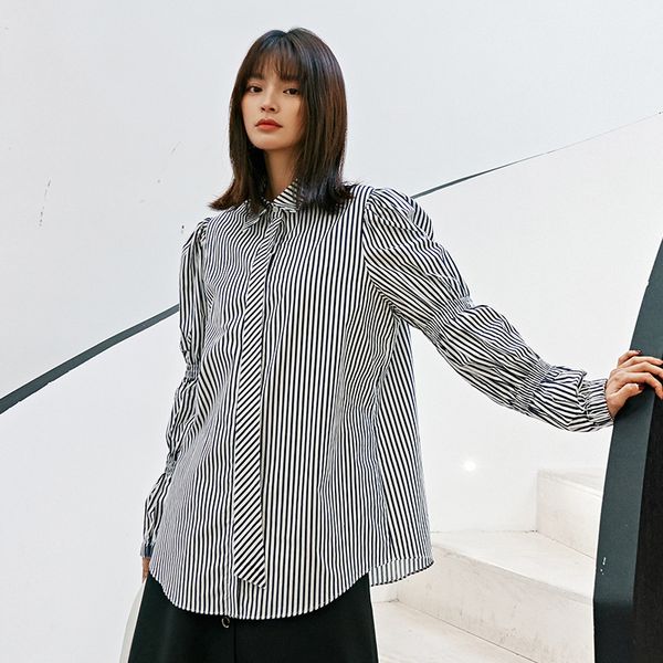 

lanmrem can ship fashion spring new grey stripe shirt for famale 2020 свободная повязка с длинным рукавом дизайн топы vintage yh929, White