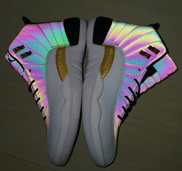 

2019 jumpman xii 12 12s хамелеон 3m reflect вспышка света баскетбол обувь для мужчин высокого качества спорта спортивный sneaker человек тре
