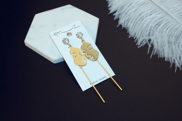 

wholesale-new fashion luxury designer glittering diamond zircon beautiful woman mask pendant drop dangle chandelier stud earrings for woman, Golden;silver