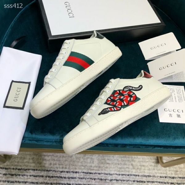 

2020 latest women's fashion simple low-running shoes white black outdoor casual trainers sneakers skateboarding size 35-42