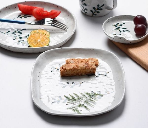 

2020 новый японский продукт керамические пластины ручной росписью керамические толстые керамика ретро соус тарелка суши тарелка простой стил