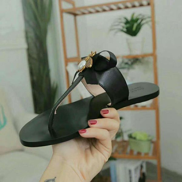 

latest 2020 popular summer designer sandals fashion c brand women's casual leather shoes loafers women's flip flops 35-40, Black