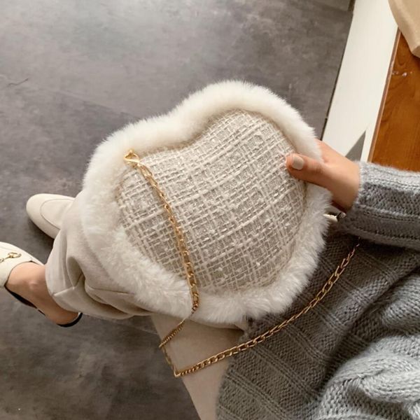 

sweet lady plush heart-shaped crossbody bag 2019 winter new quality woolen women's handbag chain shoulder messenger bag