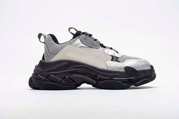 

new 2019 dad shoes paris 17fw triple-s sneakers men/women white black running shoes cushion shoes szie 35-45