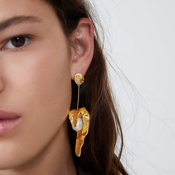 

new fashion designer exaggerated geometry irregular golden leaves pearl pendant stud earrings for women girls