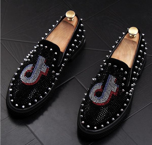 

promotion new spring men rhinestone rivet loafers party wedding shoes europe style embroidered velvet slippers driving moccasins for mens, Black