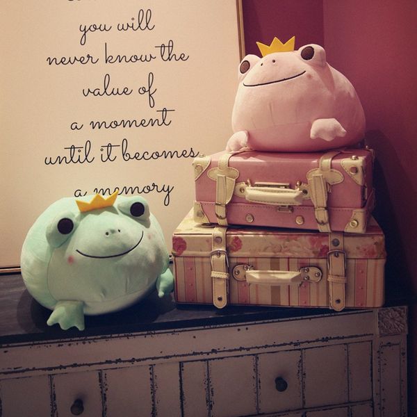 

cute down cotton frog doll party attitude crown frog pillow plush toy creative childrens gifts wholesale