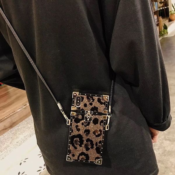 

Bling quare plated leopard print leather back cover ca e animal kin houlder trap phone hell long lanyard for iphone x max 6 7