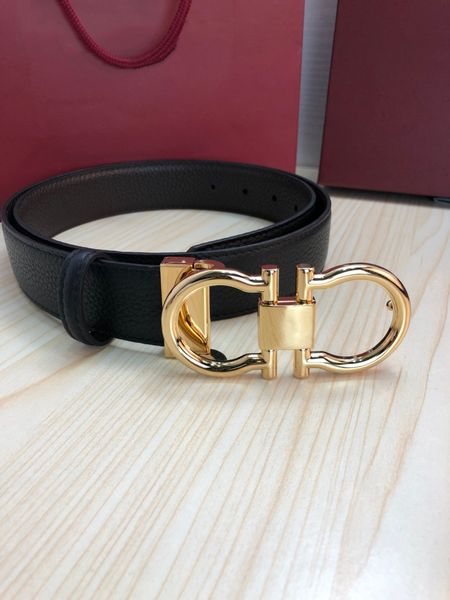 

Korean Version of Fashion Men Casual Joker Leather Smooth Gold and Sliver Belt Buckle Designer Belts Size 3.5cm Width +Original Box