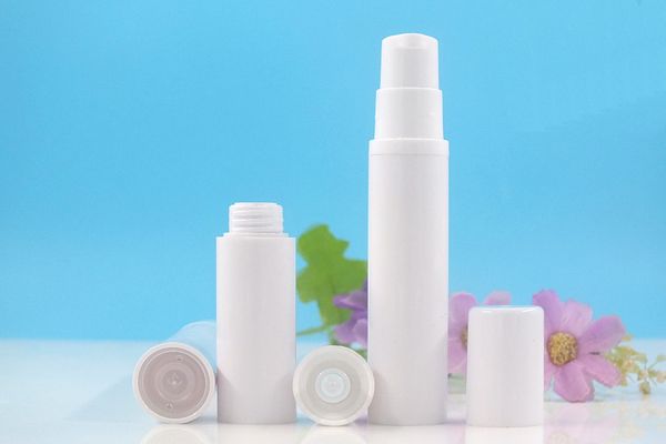 5ml 10ml 15ml Vuoto di plastica trasparente Pompa per vuoto senz'aria Bottiglia Cosmetico Crema per il trucco Lozione Campione Imballaggio Articoli da toeletta Stoccaggio di liquidi