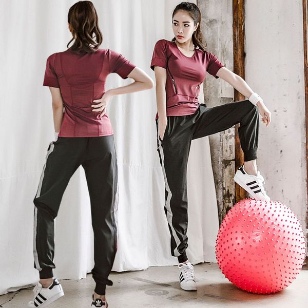 

2020 new professional yoga suit suit sports fitness clothes summer loose yoga running fitness women's suit asian code 4 colors