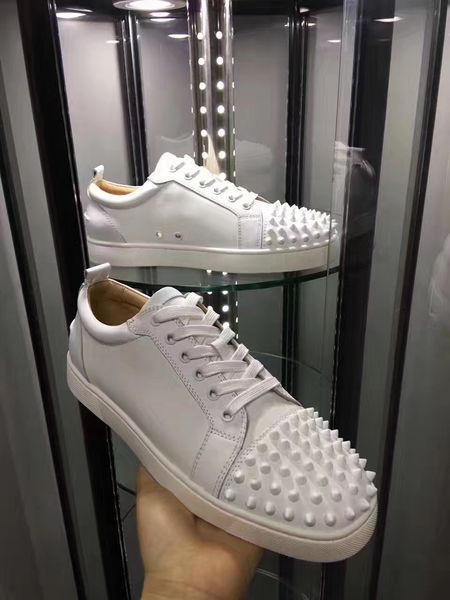 

new wholesale low white leather spiked toe casual flats red bottom luxury sneakers shoes for men and women party designer sneakers, Black