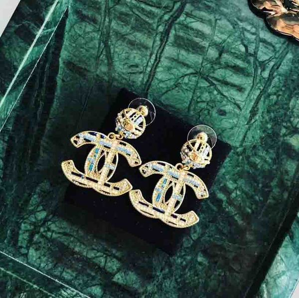 

2020 top brass materialf drop серьга с жемчугом и бриллиантом красочные для женщин подарочные ювелирные изделия 18k позолоченные бесплатная, Golden