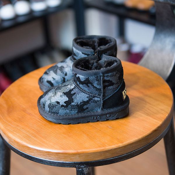 

fashion children boots genuine leather boys/girls snow boots autumn winter cotton-padded warm plush kids shoes, Black;grey