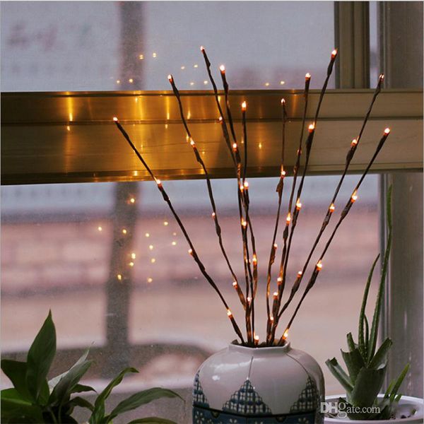 Bianco caldo 20 LED Luce per albero a LED Alimentata a batteria Fata di Natale Stringa flessibile Decorazione di nozze Lampada da tavolo per interni Luminarias Luce notturna