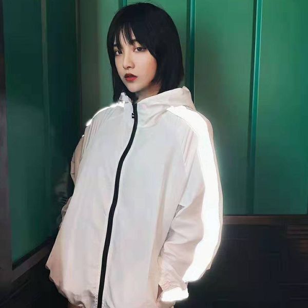 

2019 New Arrival Designer Clothing Men's Fashion Sun Protection Coat Popular Thin Windbreaker Brand Jacket Size M-XL 0665